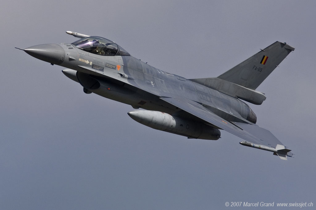 20070706_F16A.jpg